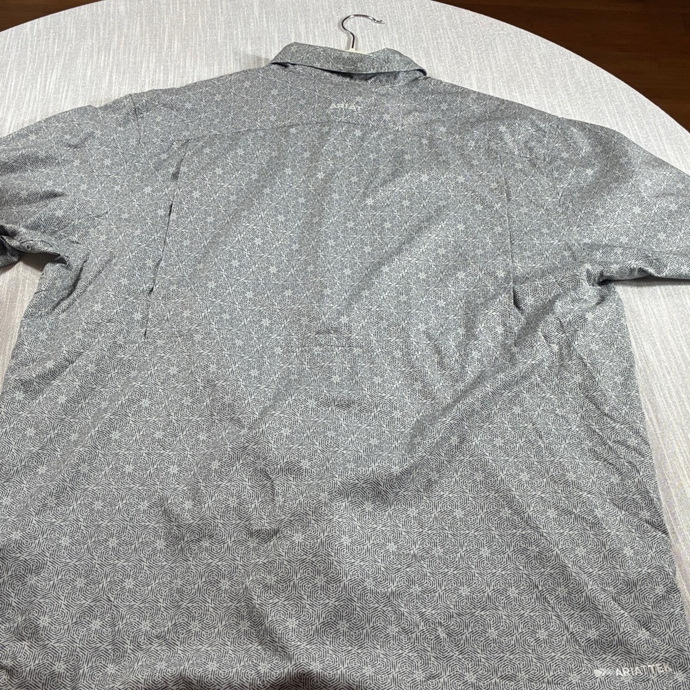 Ariat Vent Tek XL Lightweight easy wash & wear Relaxed Fit Runs Larger - Picture 8 of 11